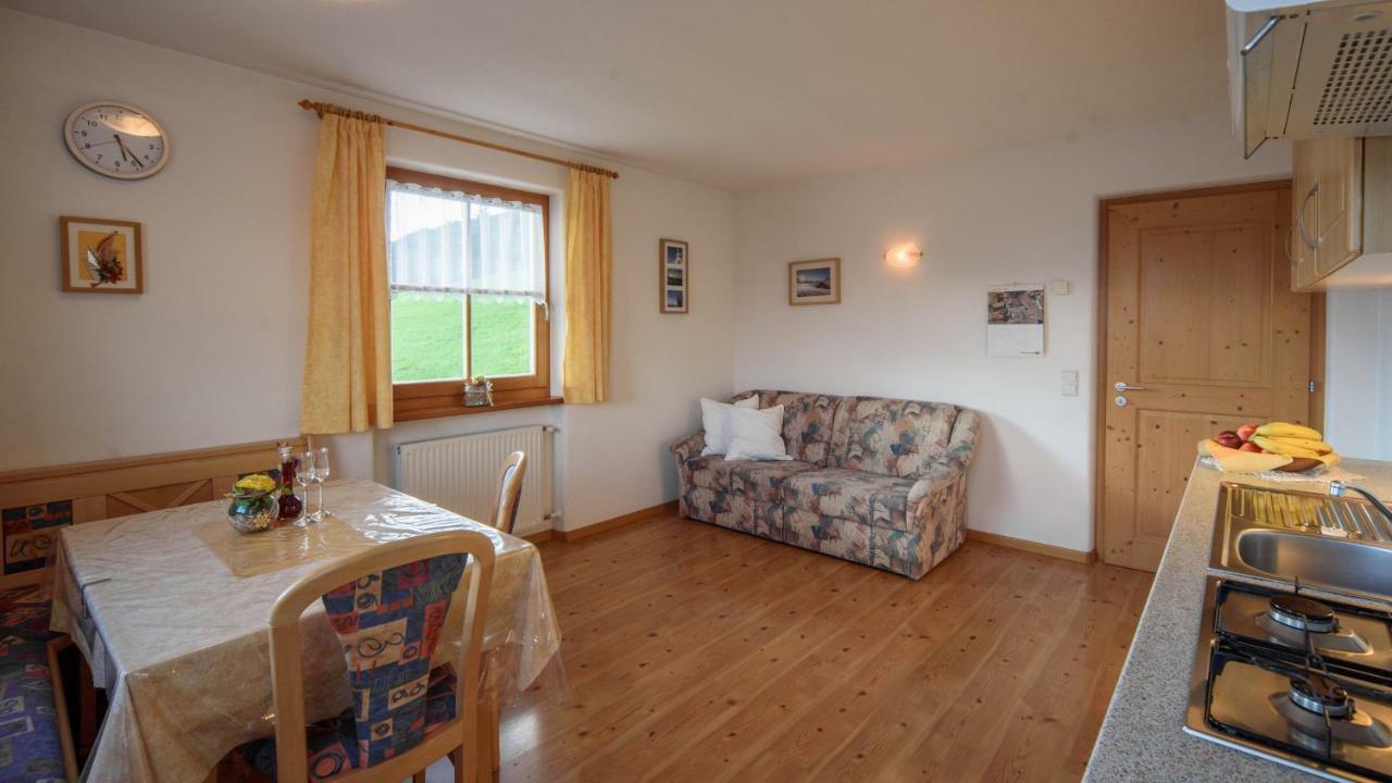 Oberbaumgartnerhof Villa Falzes Luaran gambar